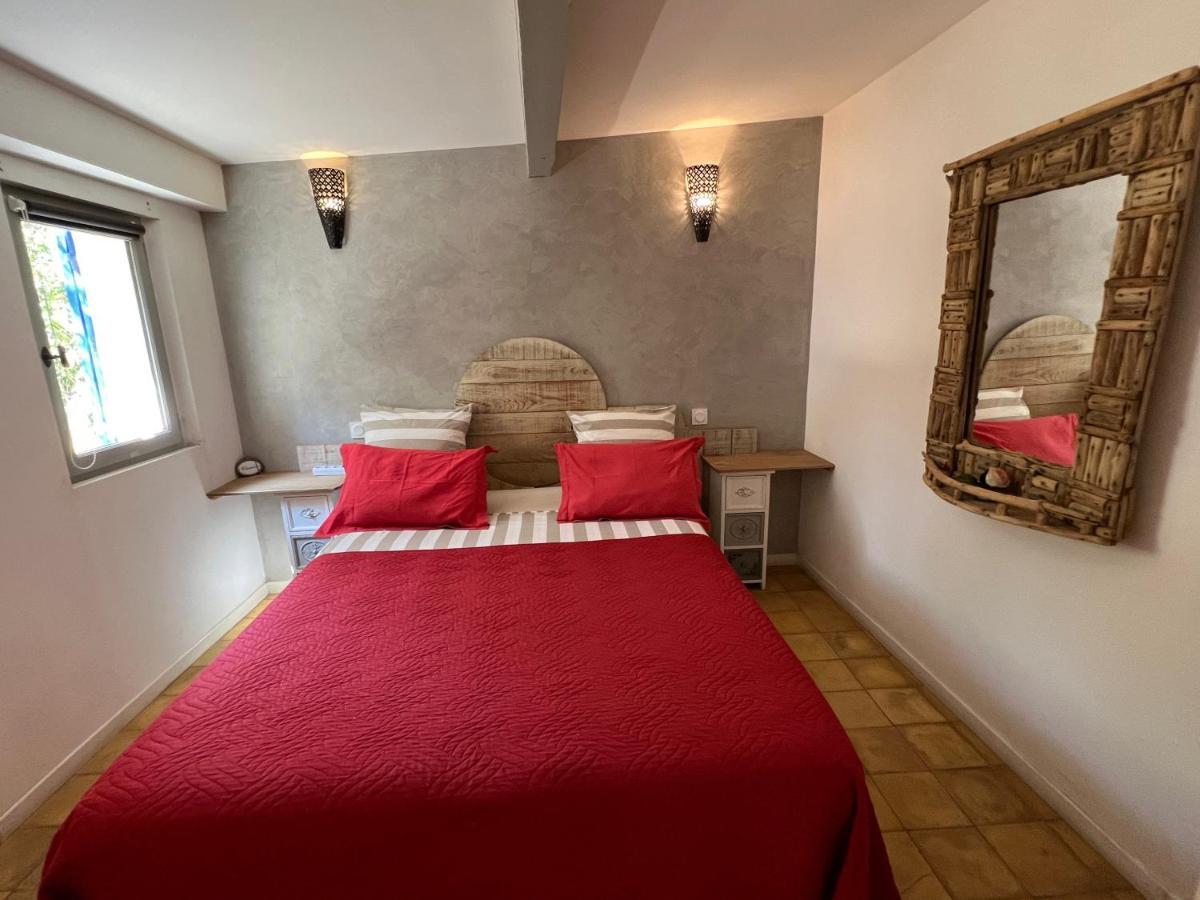 Le Clos De L'isle * Arles