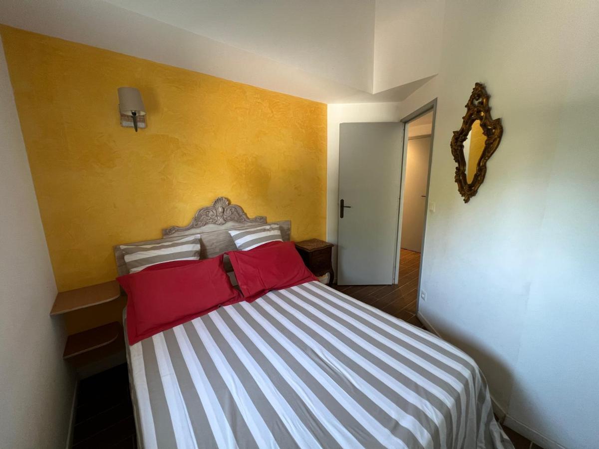 Le Clos De L'isle Apartment
